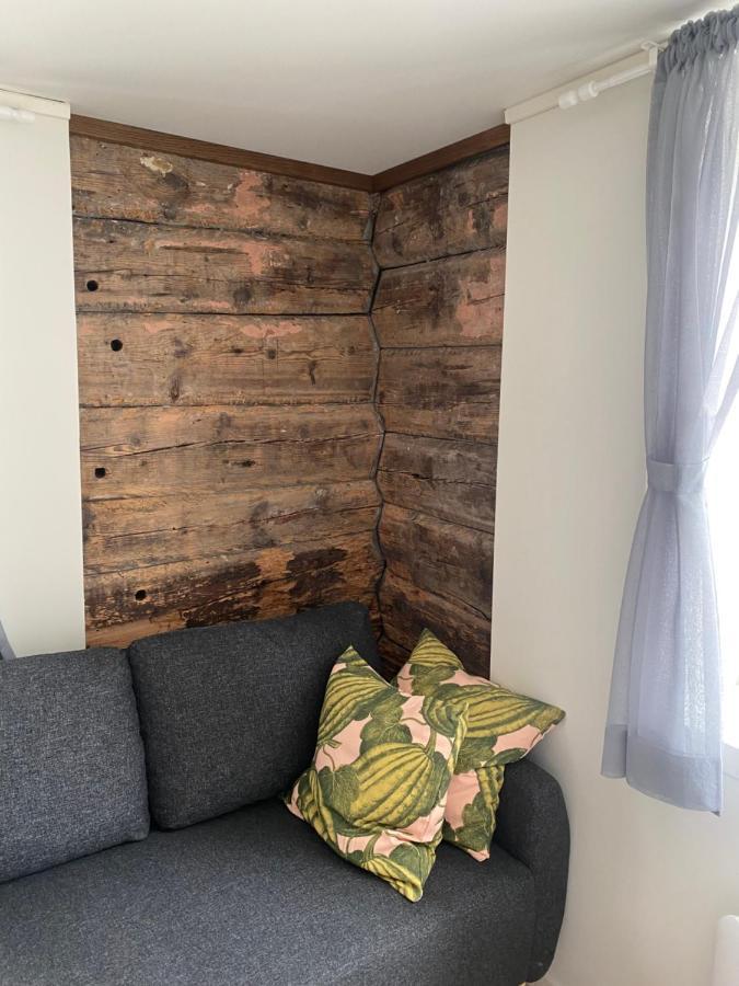 Entire Renovated Apartment From 1780 With Kitchen, Bath, Bedroom, And Living Room In Skuteviken برغن المظهر الخارجي الصورة